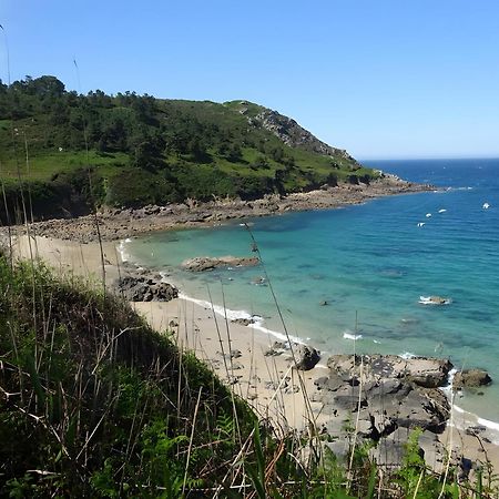 Entre Terre Et Mer Locquirec Exterior photo